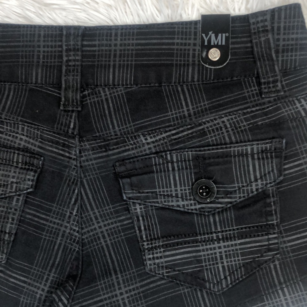YMI shorts - Picture 4 of 9